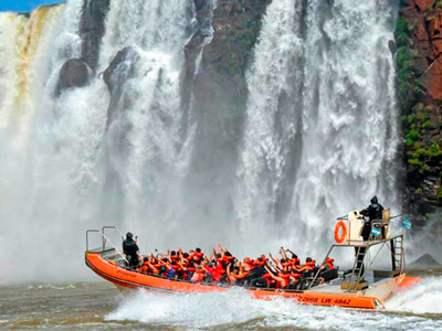 gran aventura la del gomón en cataratas